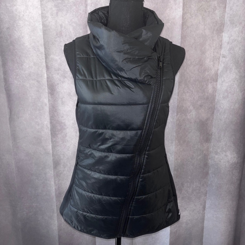 Reebok Black Gorpcore Women‎ Small Puffer Zipper Vest